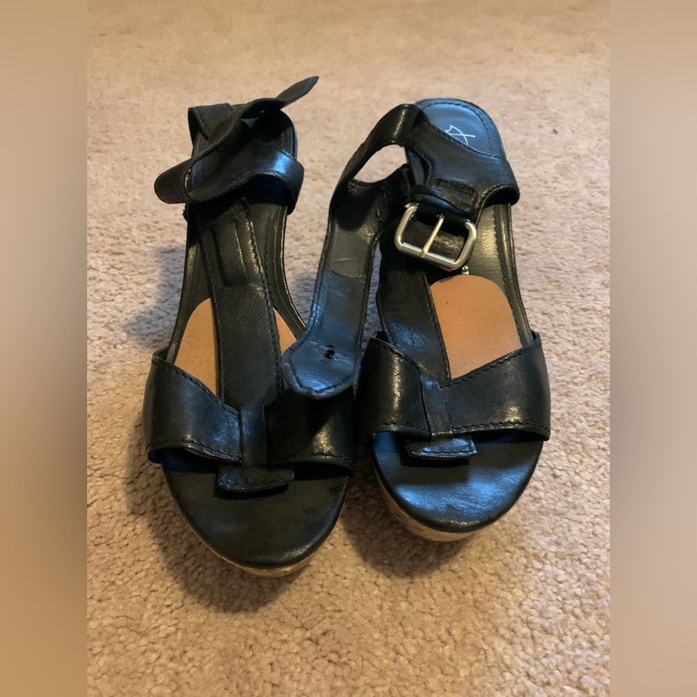 Black open toe chunky wedge heel